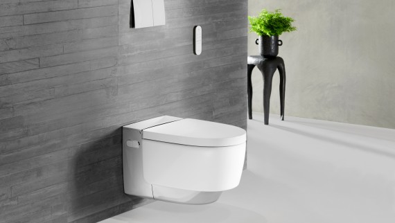Geberit AquaClean Mera Comfort in chroom met Sigma70 Geberit AquaClean Mera Comfort in chroom met Sigma70