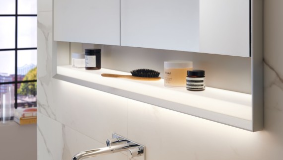 Geberit ONE spiegelkast met ComfortLight