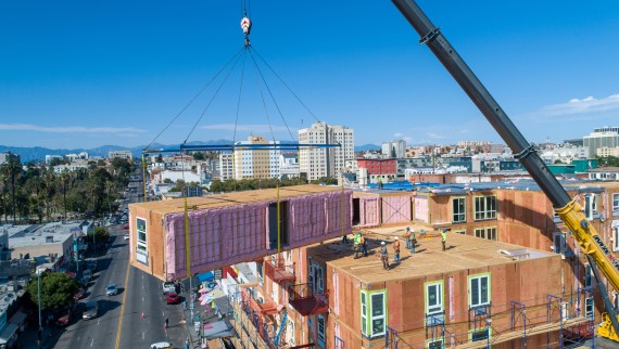 Prefab-projecten creëren betaalbare woonruimte in stedelijke centra. (© Geberit)