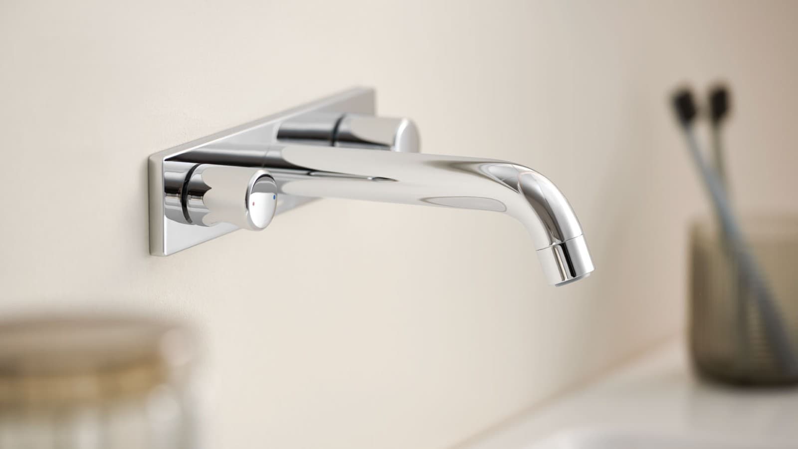 Geberit ONE wandkraan met afgerond design Geberit ONE wandkraan met afgerond design