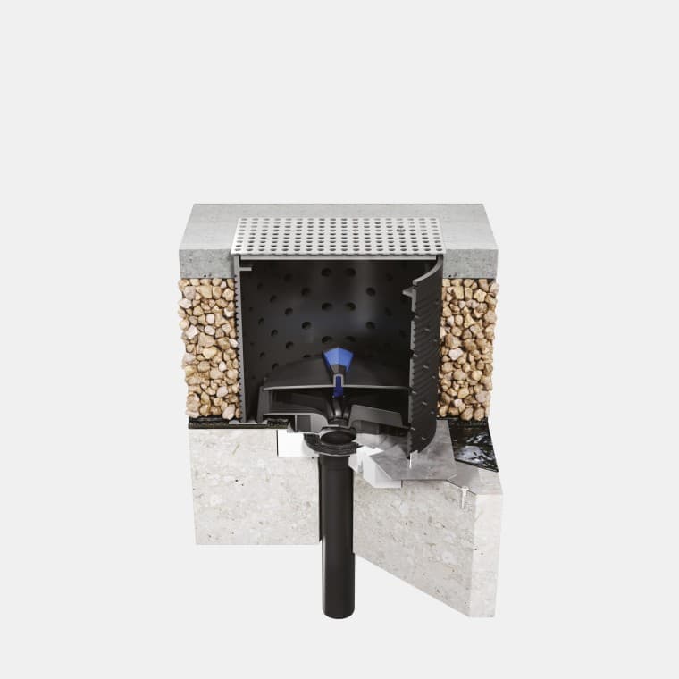 Installatie van Geberit Pluvia op een beloopbaar betondak met bitumen dakafdichting Installatie van Geberit Pluvia op een beloopbaar betondak met bitumen dakafdichting