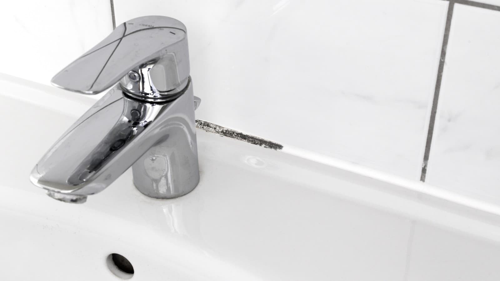 Schimmel in de badkamer Schimmel in de badkamer