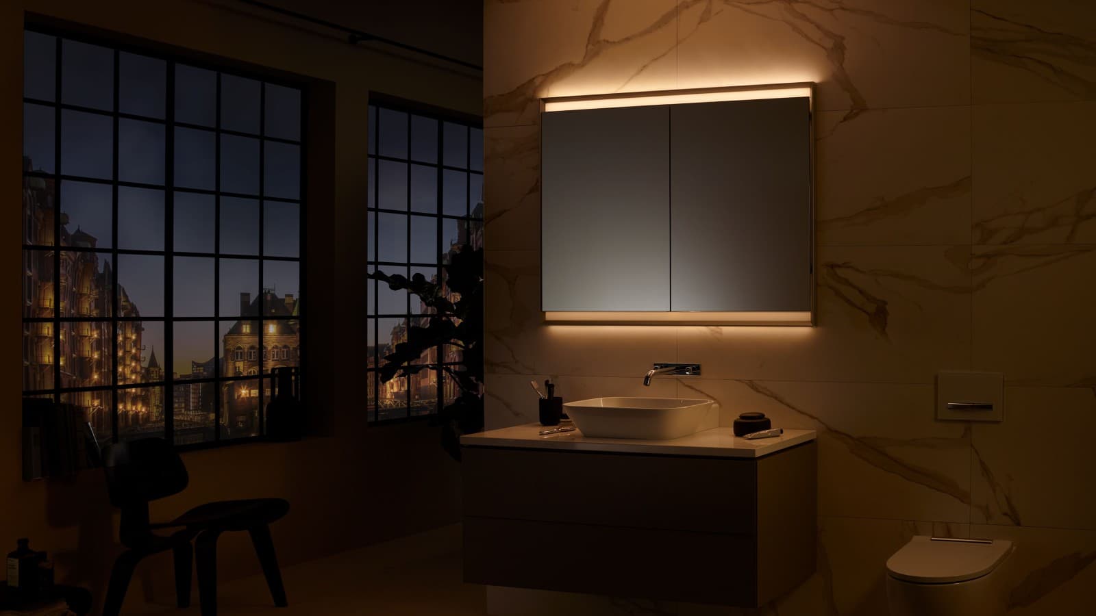 Geberit ONE spiegelkast met ComfortLight (© Geberit) Geberit ONE spiegelkast met ComfortLight (© Geberit)