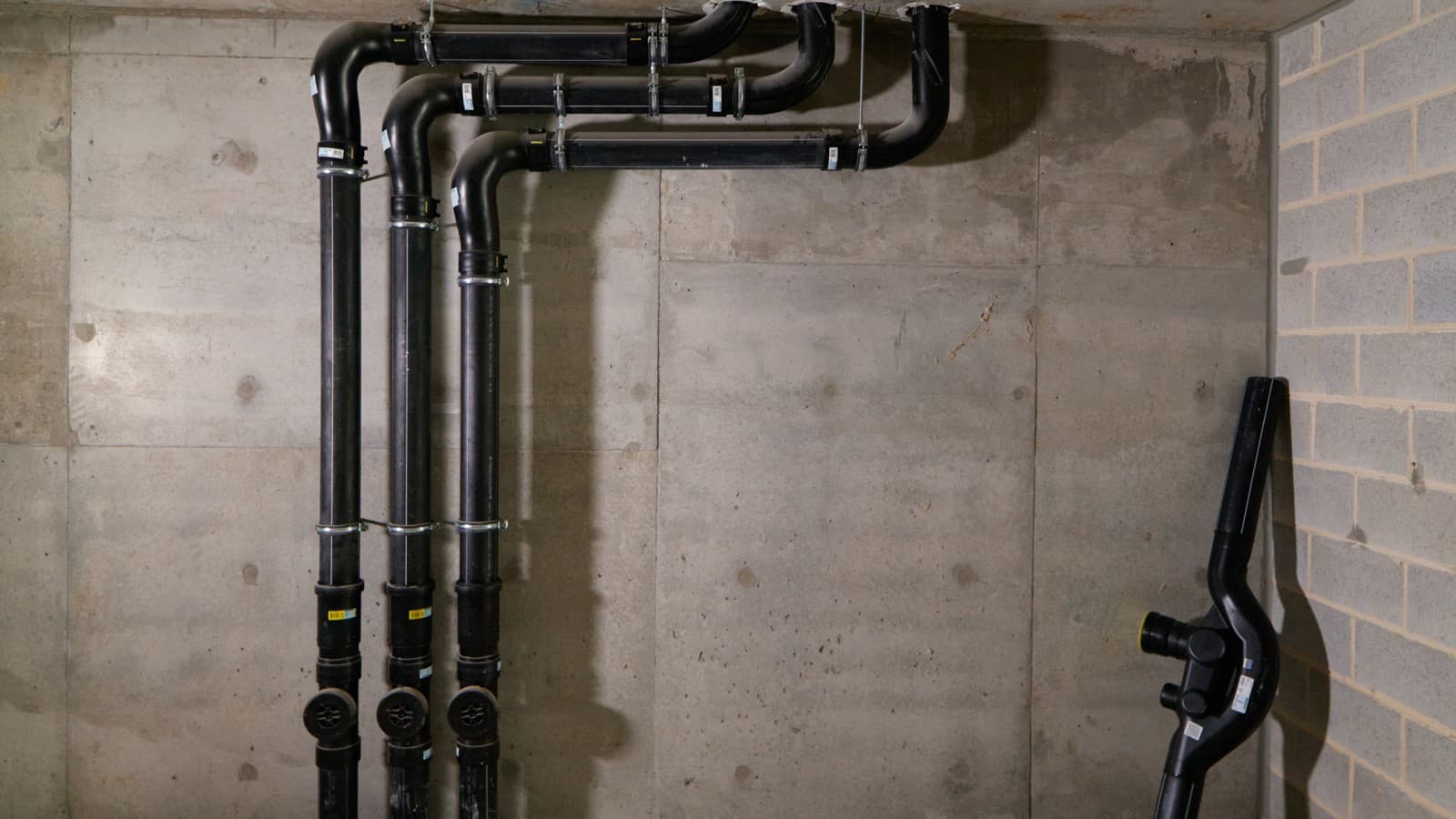 De gebouwafwatering met SuperTube leidde tot aanzienlijke winst aan woonruimte (© Michael Curwood & Adam Powell) De gebouwafwatering met SuperTube leidde tot aanzienlijke winst aan woonruimte (© Michael Curwood & Adam Powell)