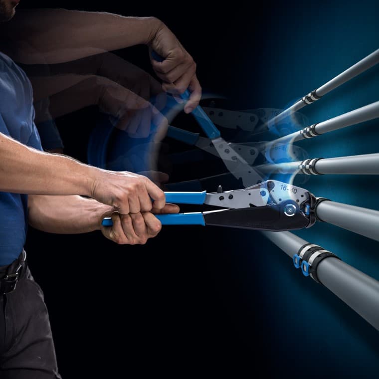 FlowFit heeft slechts 2 persbekken nodig voor alle buisafmetingen FlowFit heeft slechts 2 persbekken nodig voor alle buisafmetingen