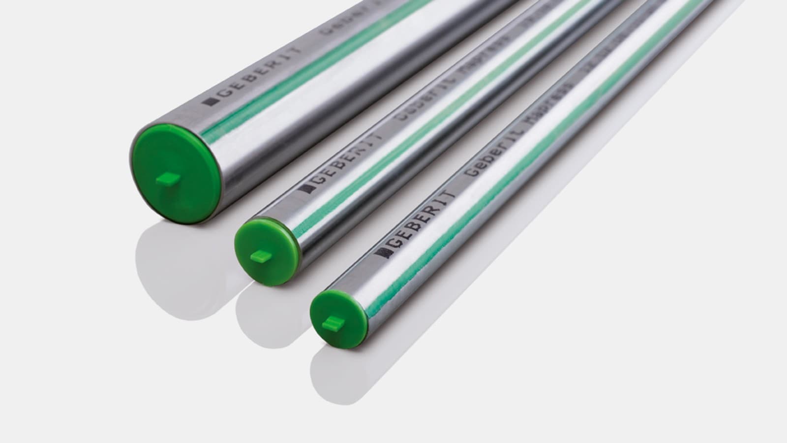 De groene belettering markeert de Geberit Mapress rvs systeembuis CrMoTi De groene belettering markeert de Geberit Mapress rvs systeembuis CrMoTi